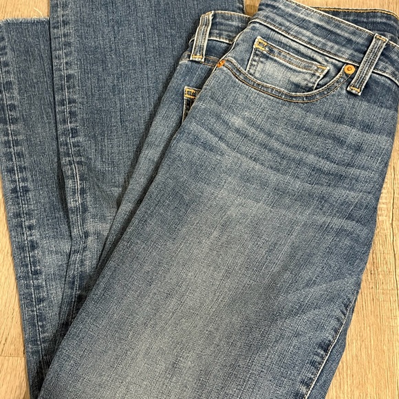 Lucky Brand Women's Blue Straight Leg Jeans - Picture 3 of 4